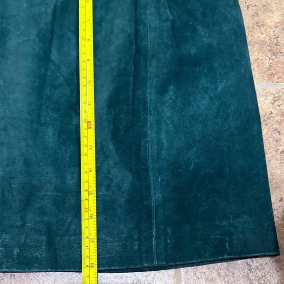 Wilsons Leather Suede Mini Skirt Sz 6 Emerald Green Fall Staple Classic Y2K 90s - Picture 5 of 12